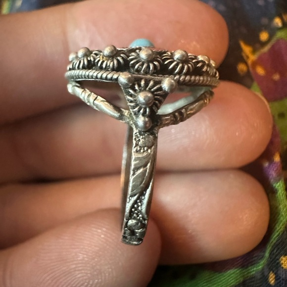 Vintage red and blue enamel and silver ring. Unique, southwestern vibes. - Picture 6 of 6